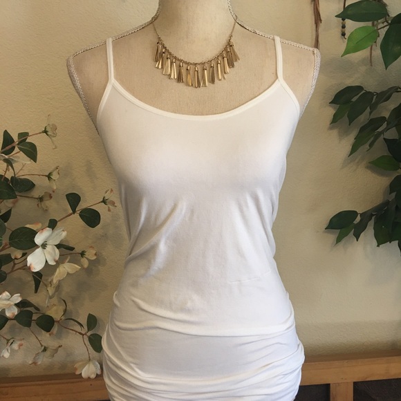 Gold plated tassel fringe rolo chain necklace - Picture 4 of 7